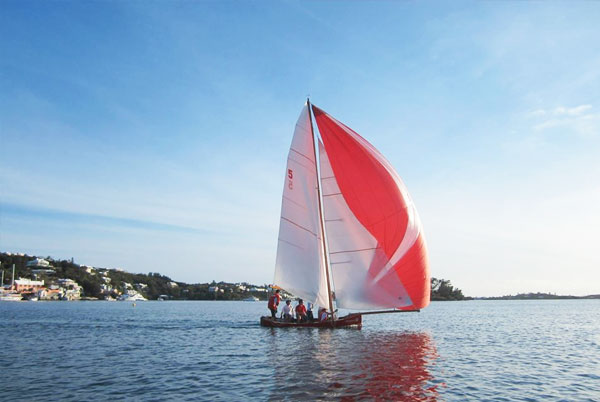 Elizabeth-II---the-fitted-dinghy